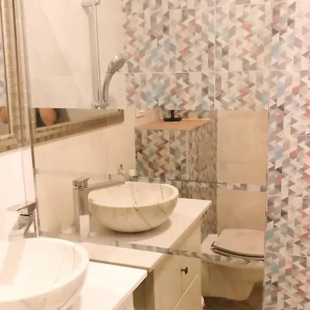Mary Apartament Mamaia Apartment